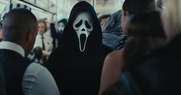 Scream 6 movie with Ghostface in NY