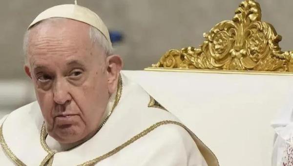 教皇在访问刚果前为教堂爆炸祈祷