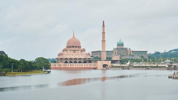 马来西亚:绘制出深层国家-分析